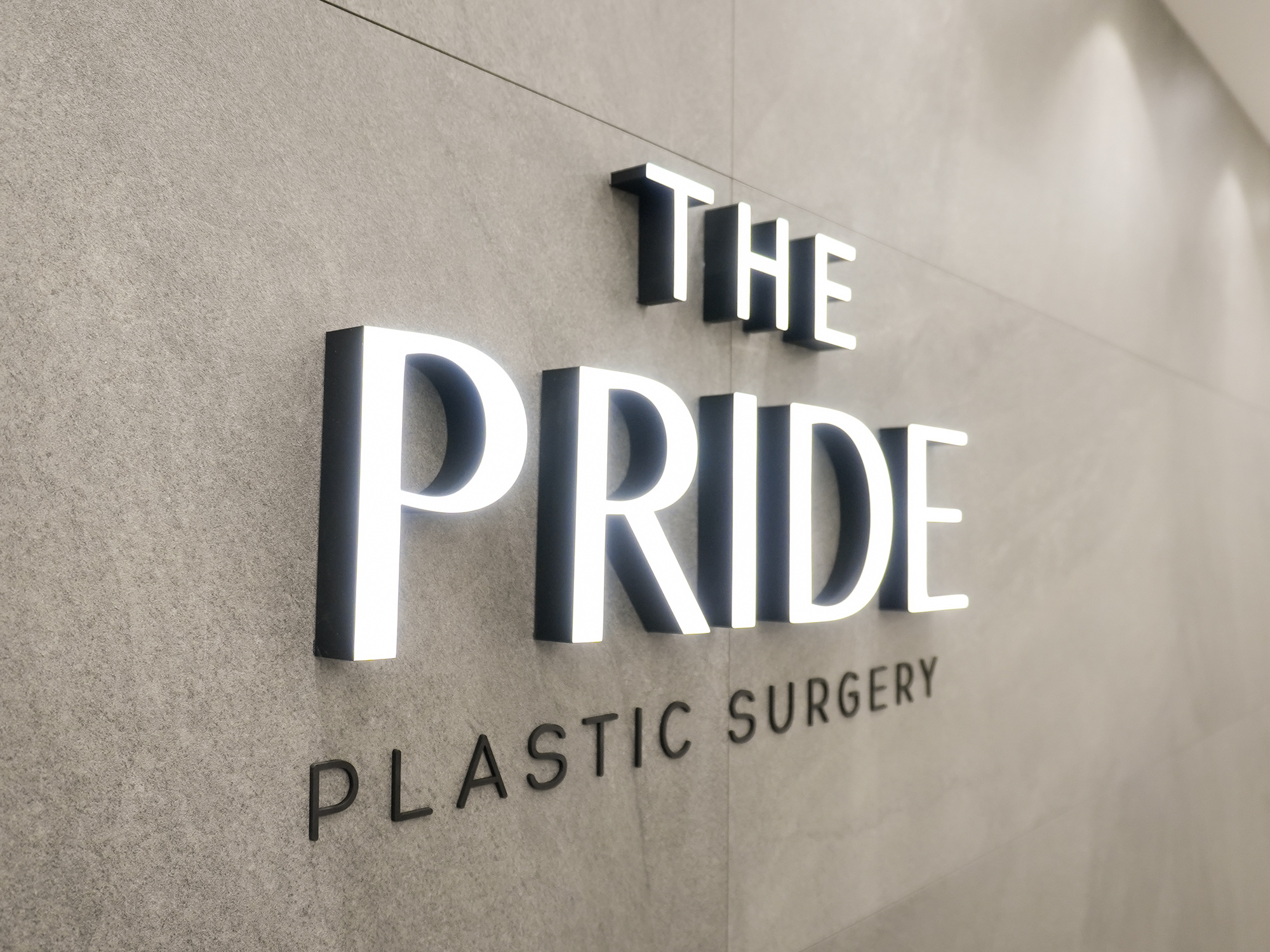 The Pride Plastic Surgery — Clinic signage · The Pride Plastic Surgery